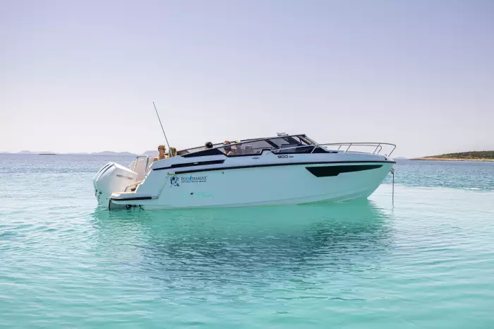 Flipper 900 DC vene Mercury 2 x 300 HP V8 Perämoottori 2025 - Flipper veneet - 122468 - 1